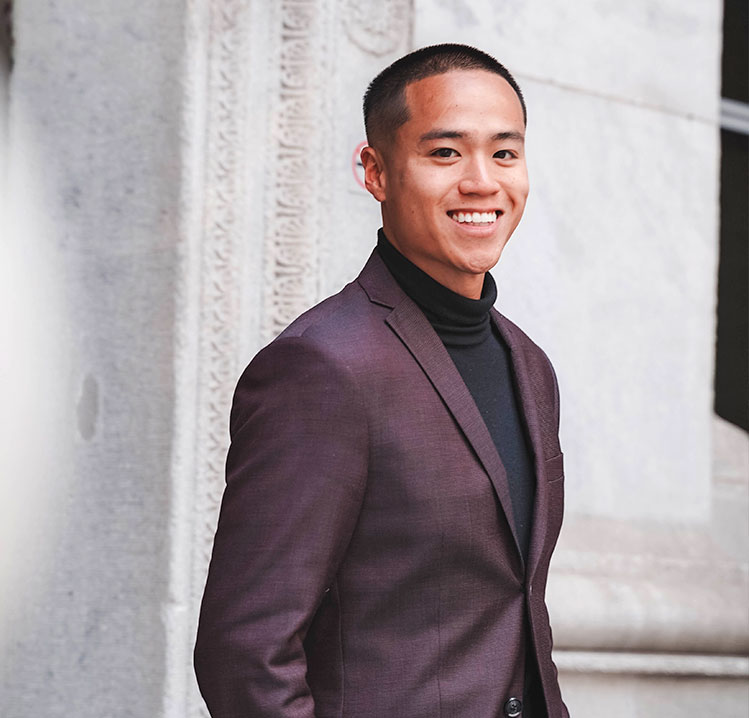 Man smiling staff-06